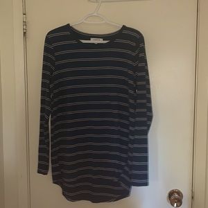 Long Sleeve crewneck striped shirt